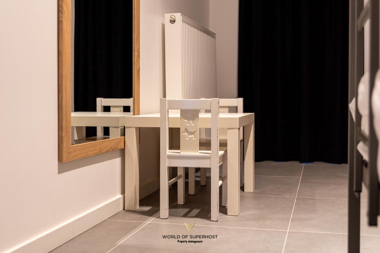 Spacious Apartment Closeby The Sea Up To 6 People! オステンド エクステリア 写真